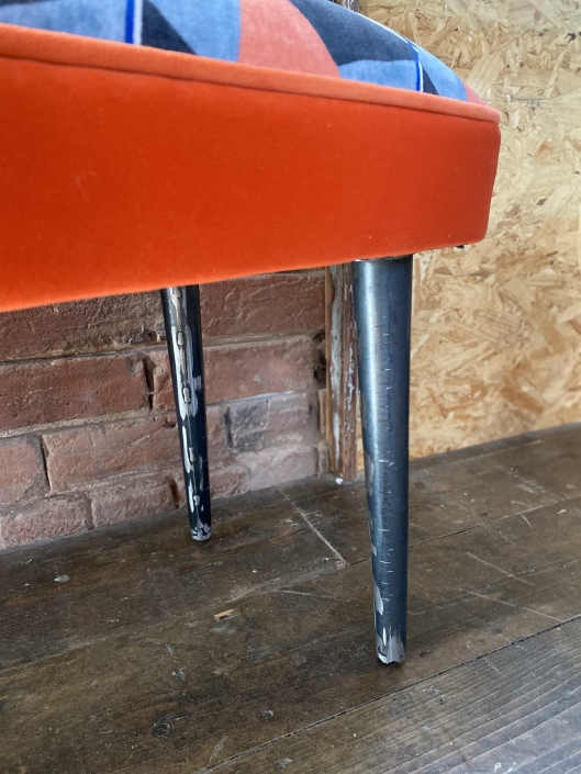 Fabric bench with Steel industrial legs