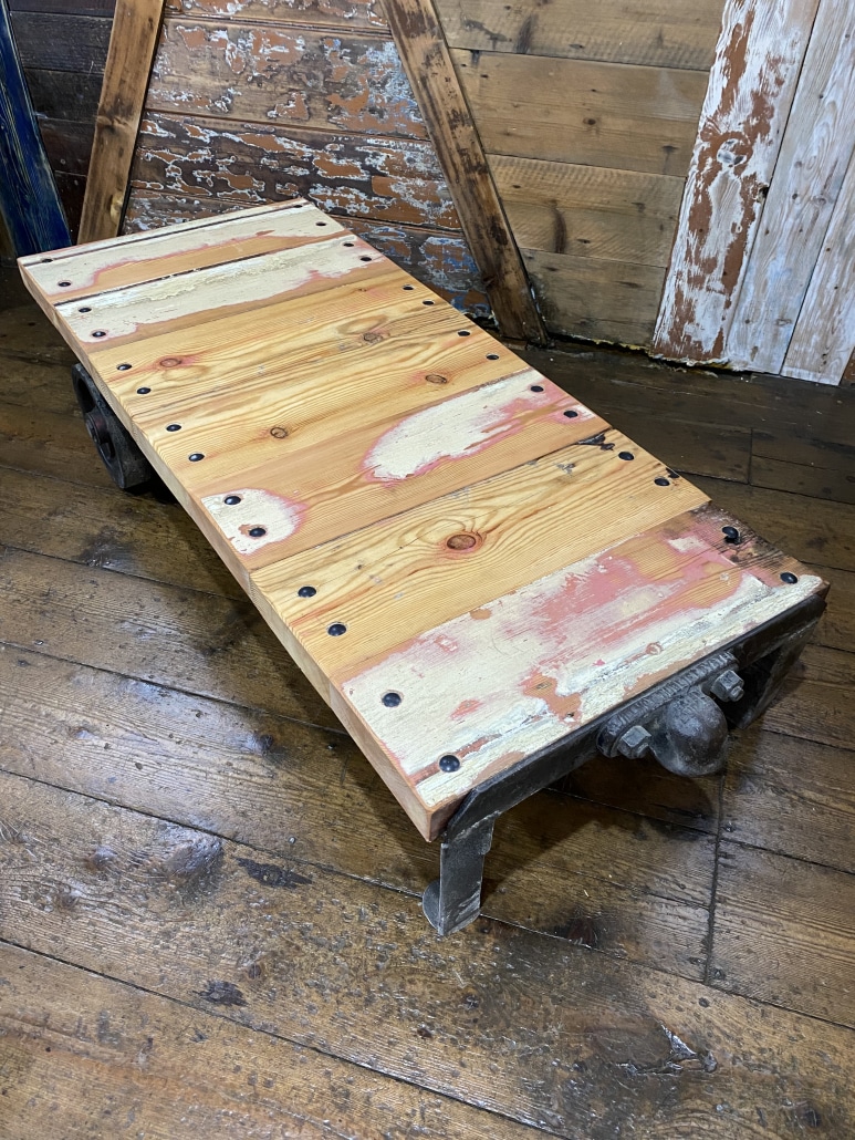 Cart coffee table