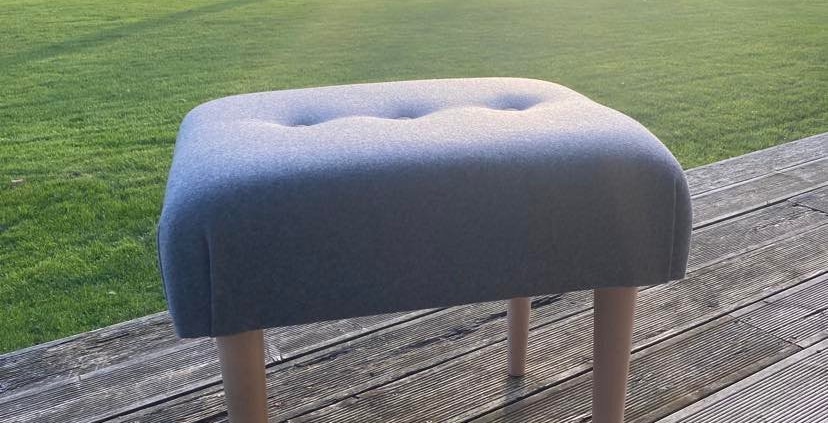 Footstool with buttons